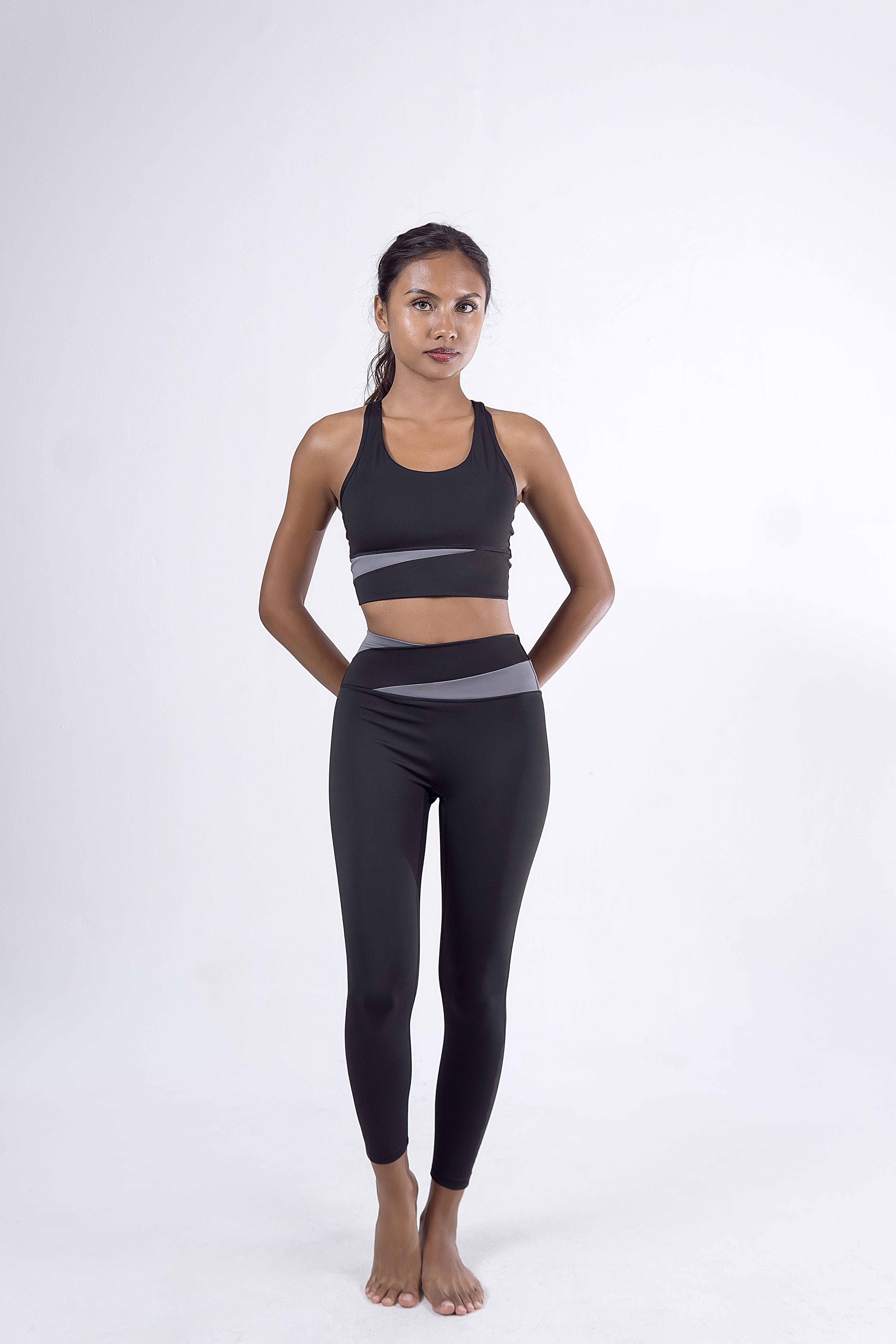 Mova Set - Sportbra with Leggings