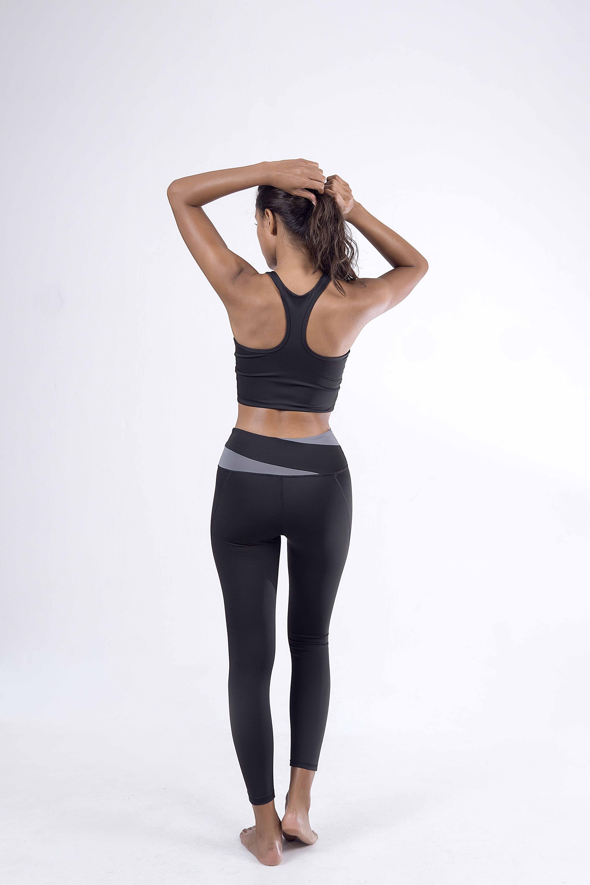 Mova Set - Sportbra with Leggings