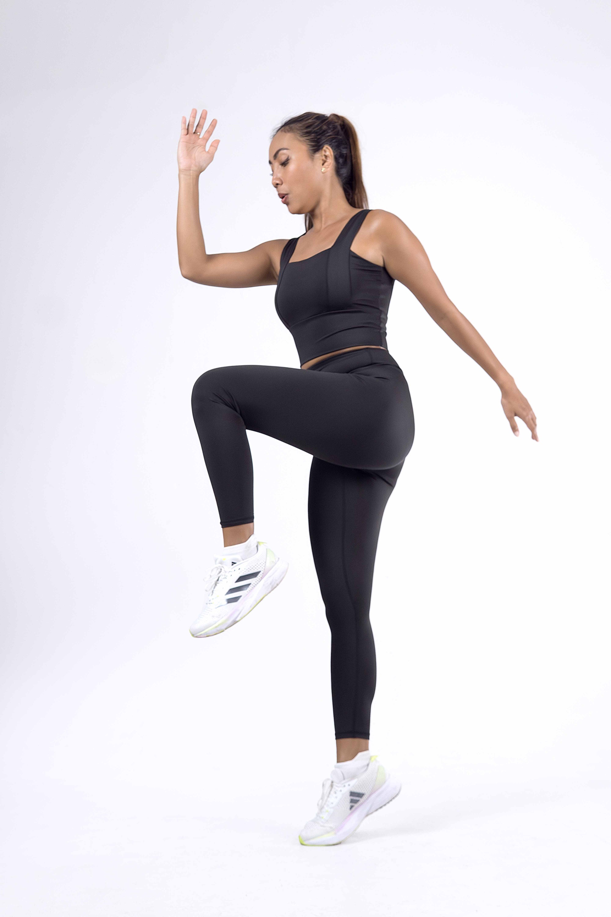 Motion Set - Sportbra with Leggings and Jacket