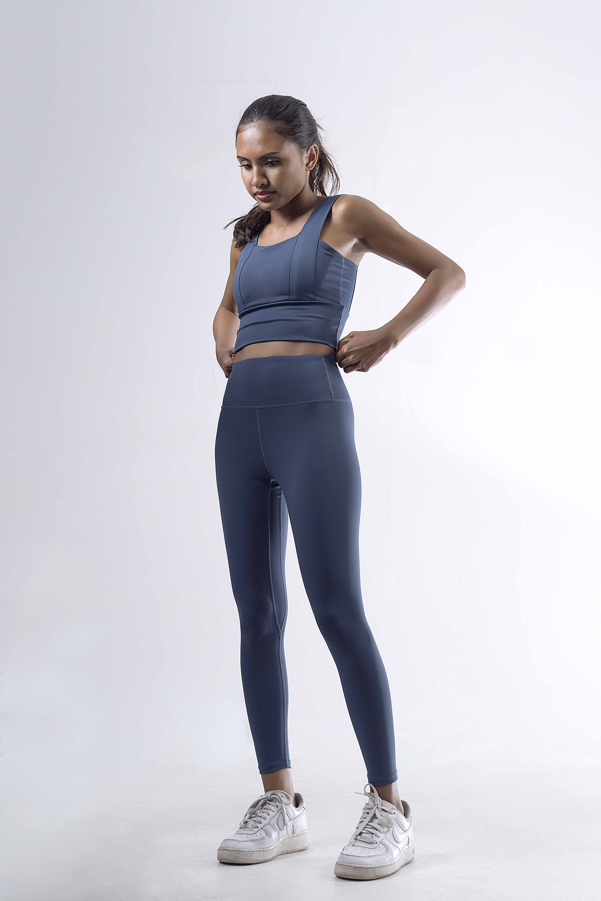 Motion Set - Sportbra with Leggings and Jacket