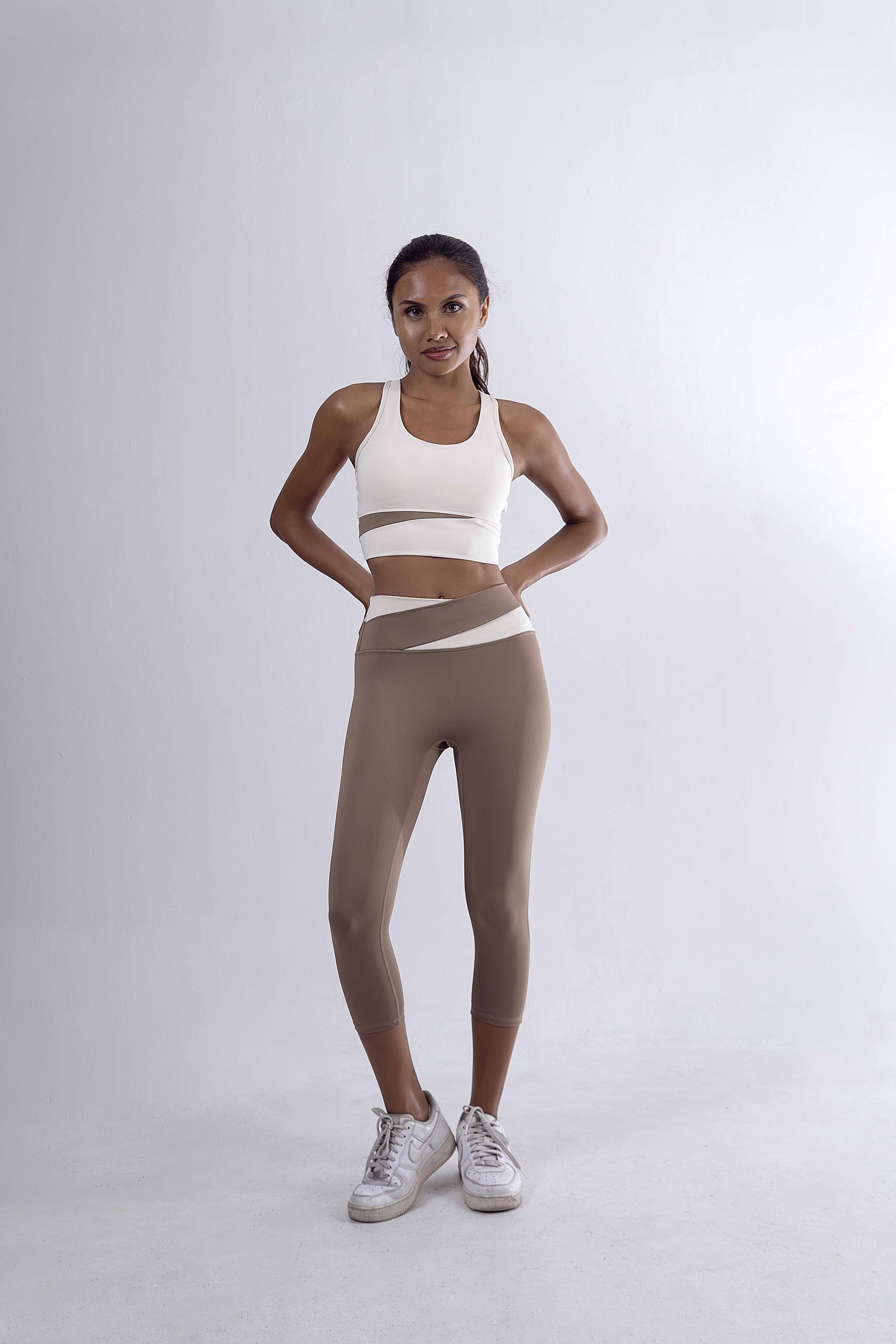 Terra Set - Sportbra with Midi-Leggings