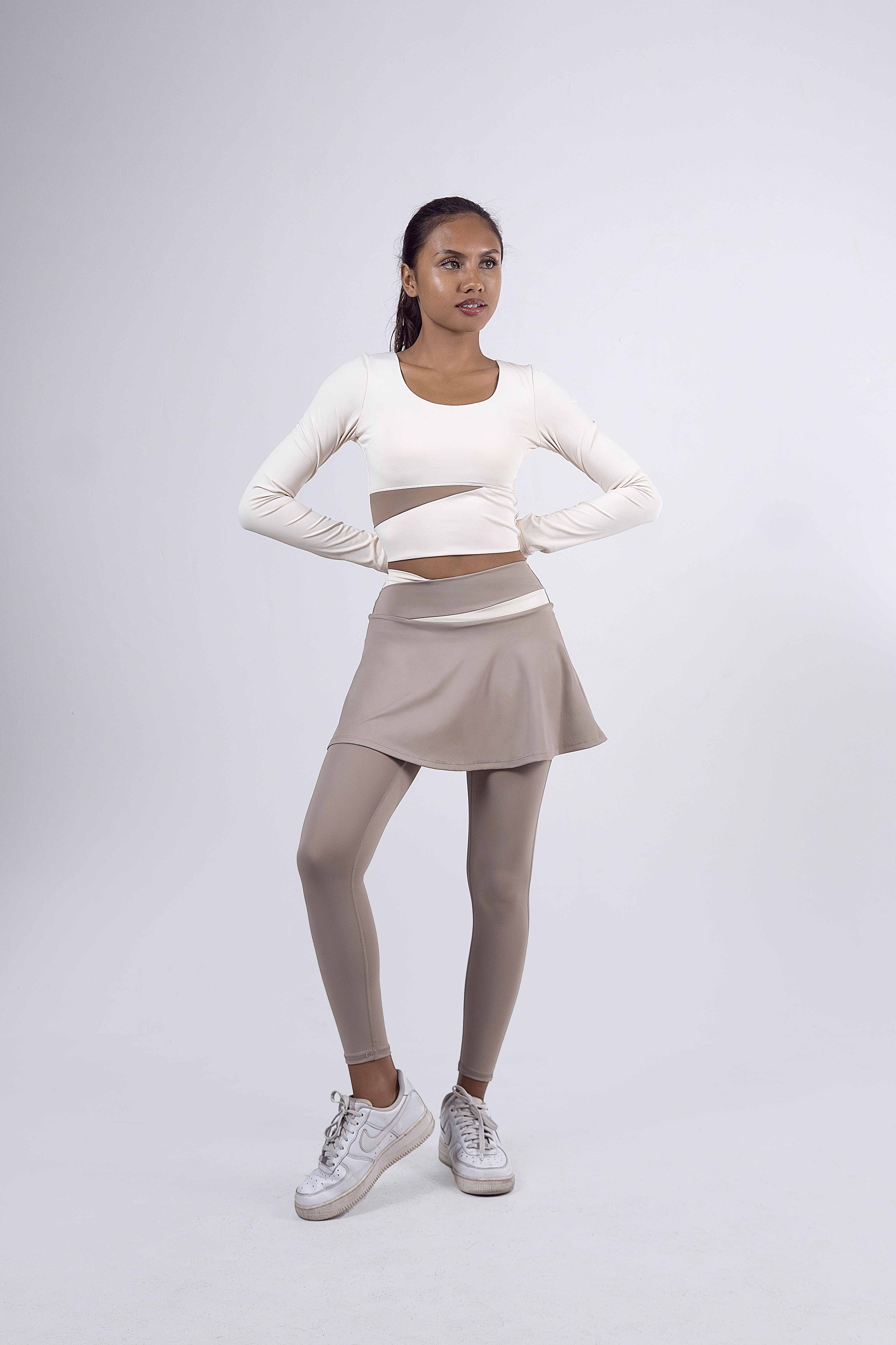 Haya Set - Longsleeve Sportbra with Long Leggings Skort