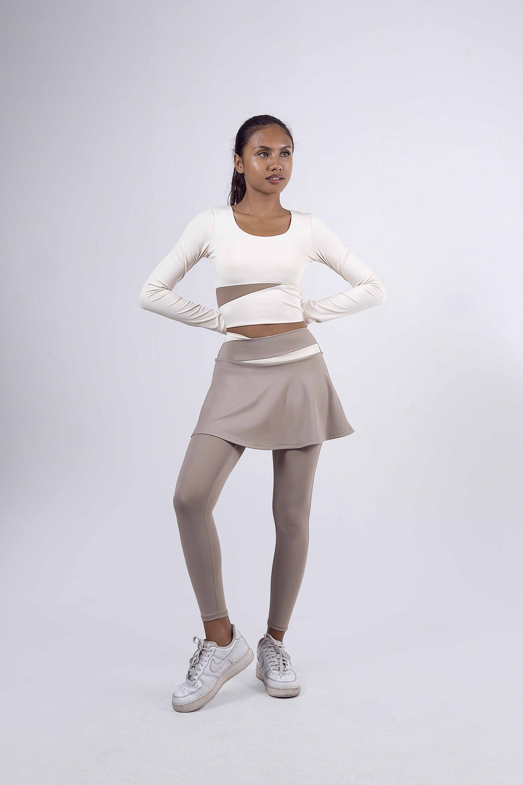Haya Set - Longsleeve Sportbra with Long Leggings Skort